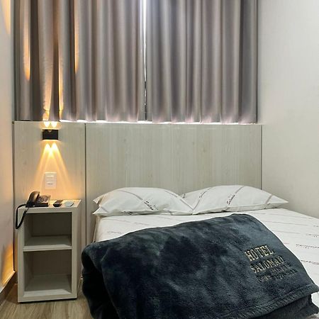 Hotel Salomao - Proximo A 25 De Marco, Bom Retiro, Bras E Rua Santa Efigenia, A 2 Minutos Do Mirante Sampa Sky E Pista De Skate Anhangabau São Paulo Exterior photo