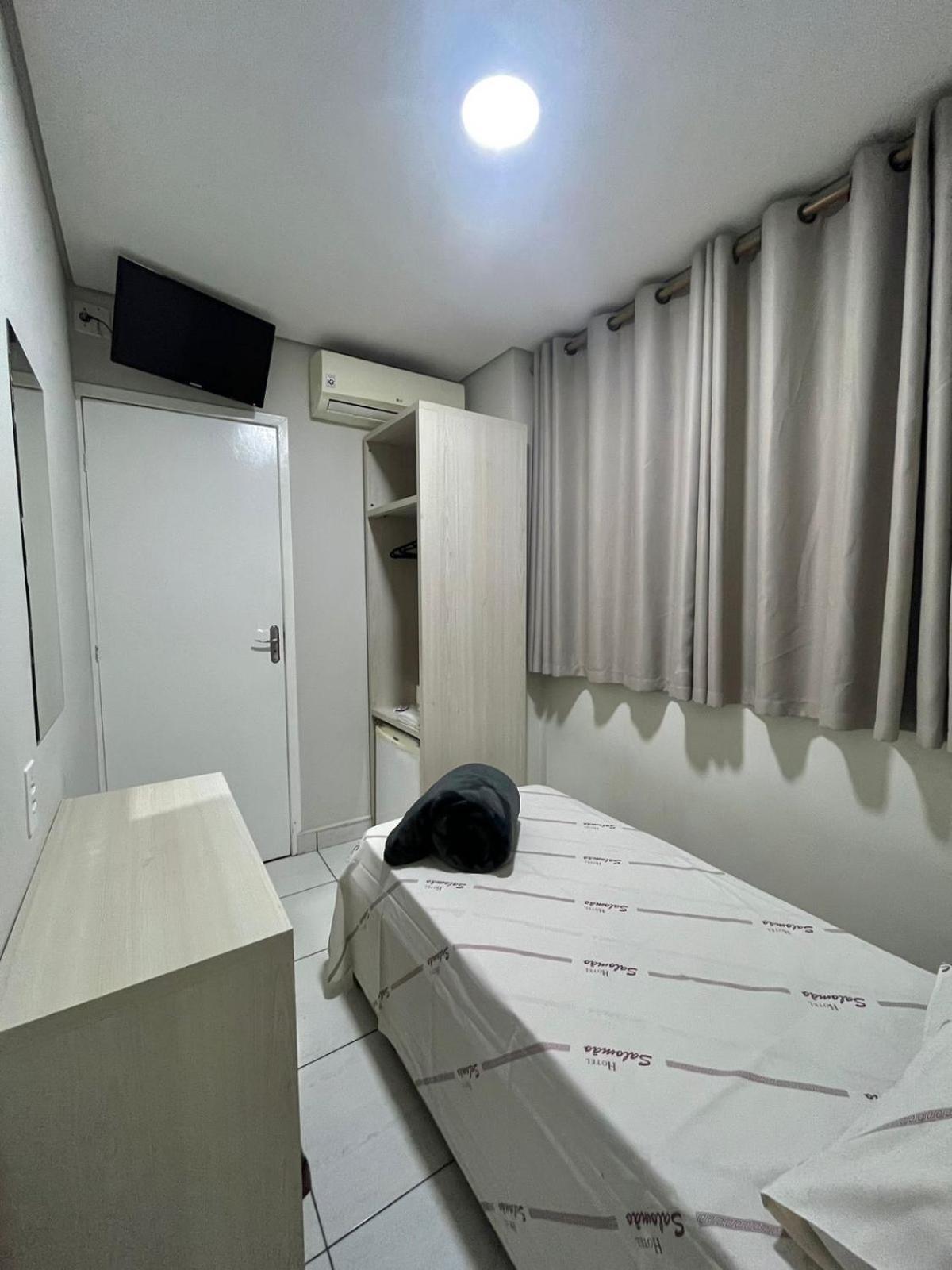 Hotel Salomao - Proximo A 25 De Marco, Bom Retiro, Bras E Rua Santa Efigenia, A 2 Minutos Do Mirante Sampa Sky E Pista De Skate Anhangabau São Paulo Exterior photo