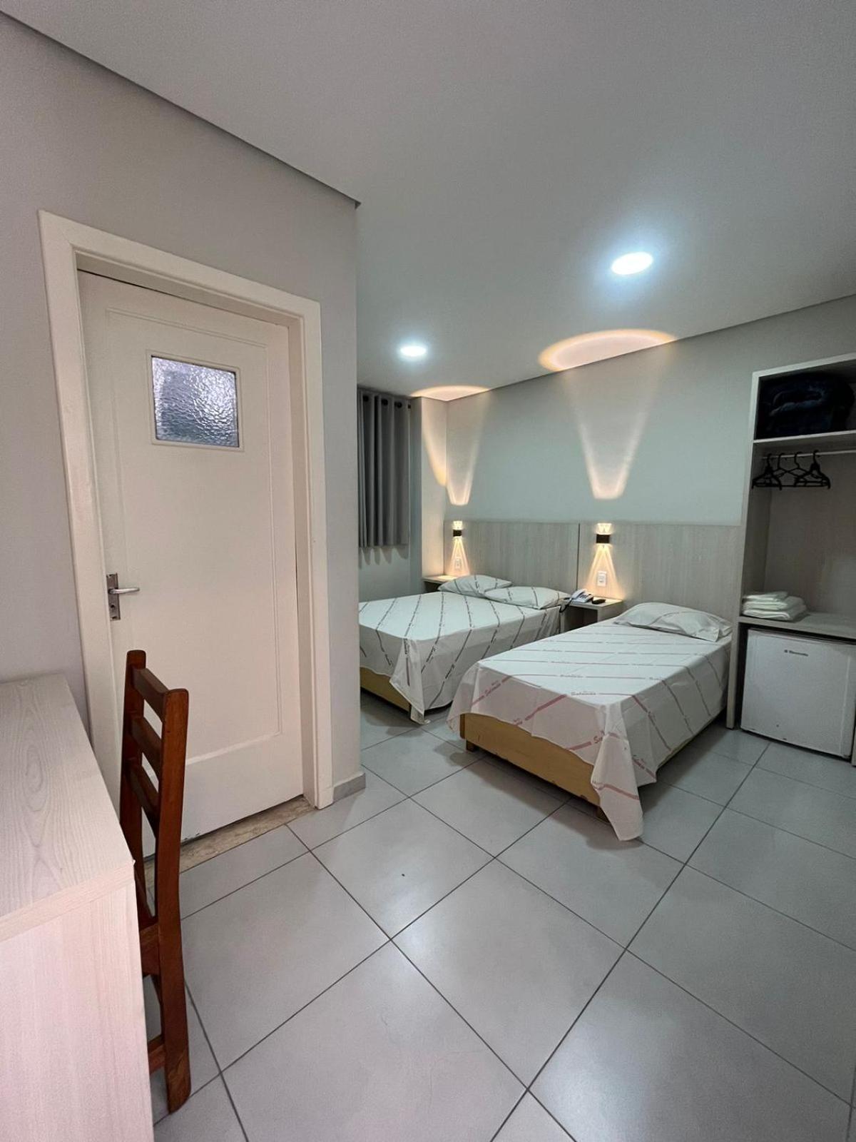 Hotel Salomao - Proximo A 25 De Marco, Bom Retiro, Bras E Rua Santa Efigenia, A 2 Minutos Do Mirante Sampa Sky E Pista De Skate Anhangabau São Paulo Exterior photo