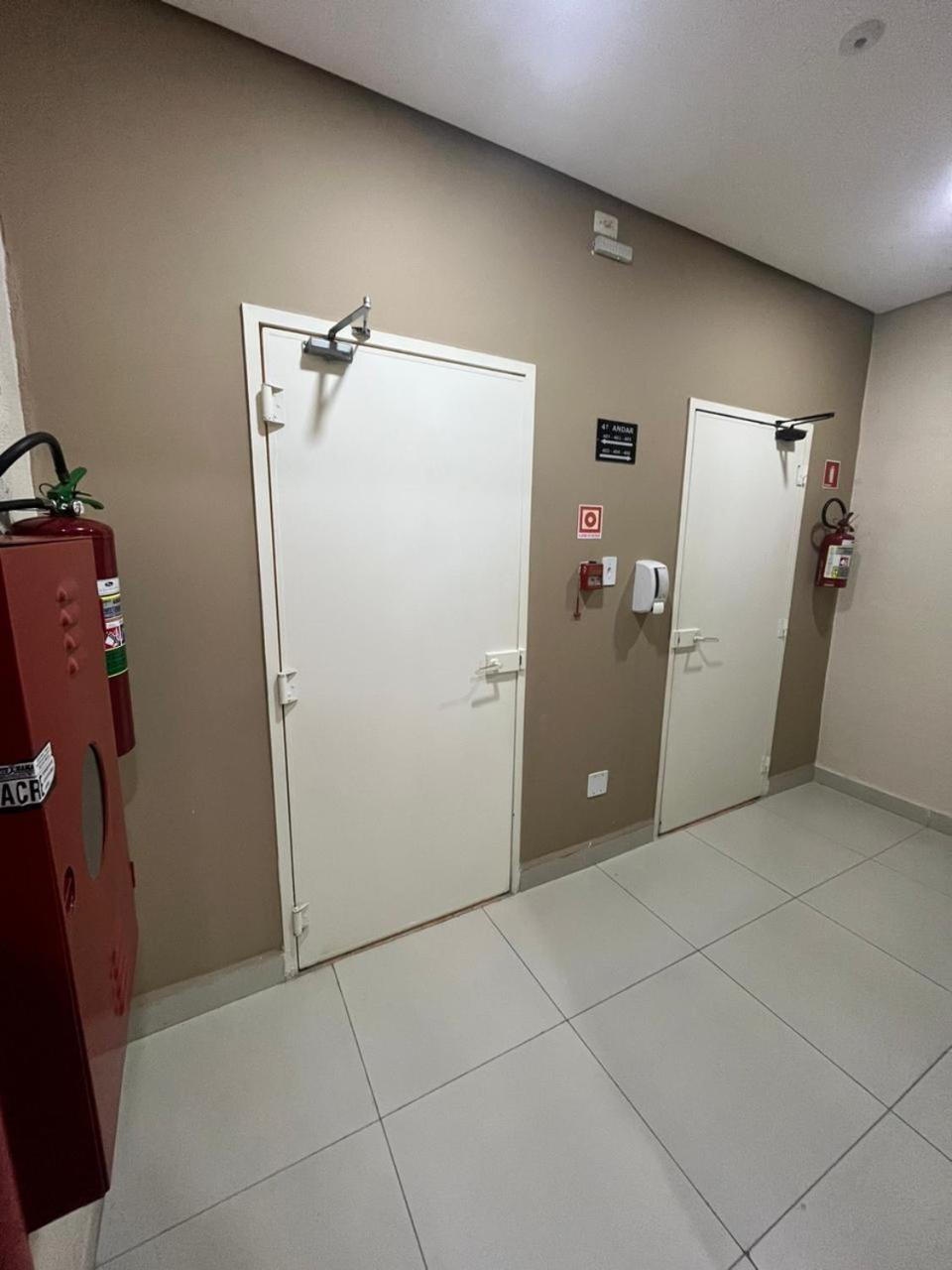 Hotel Salomao - Proximo A 25 De Marco, Bom Retiro, Bras E Rua Santa Efigenia, A 2 Minutos Do Mirante Sampa Sky E Pista De Skate Anhangabau São Paulo Exterior photo