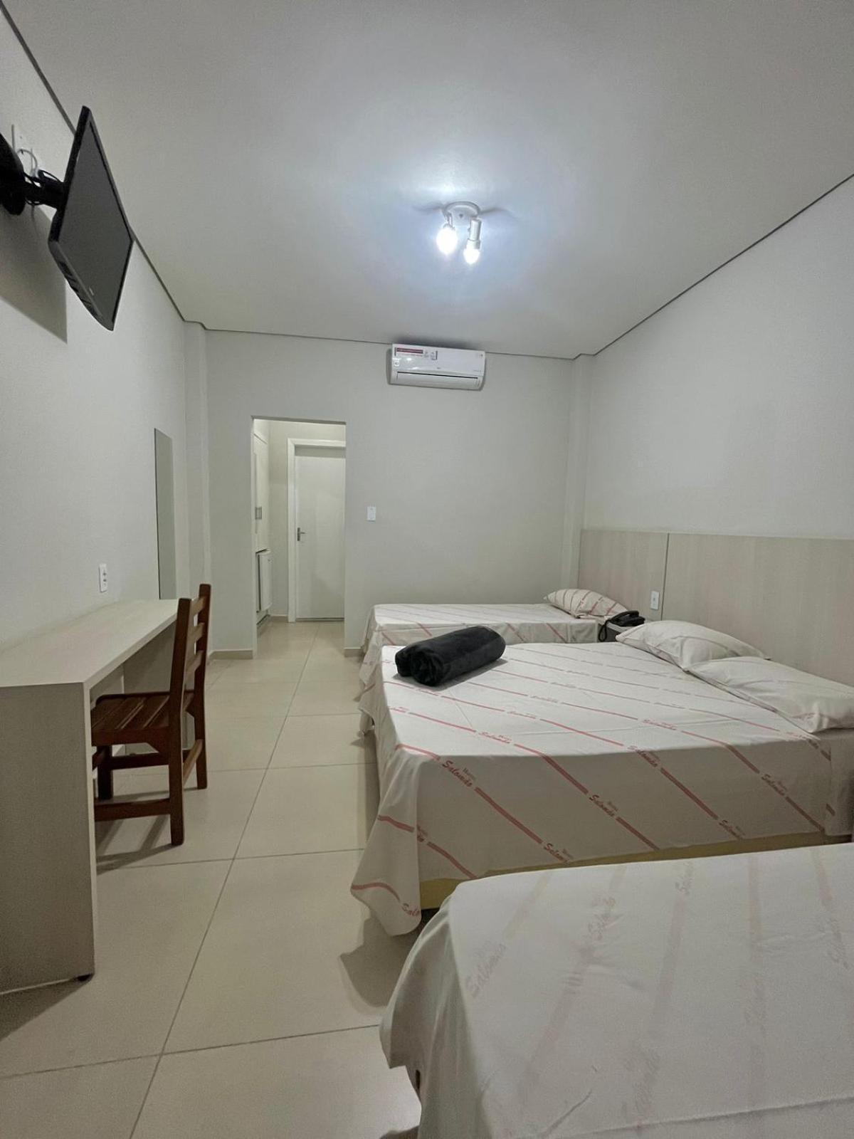 Hotel Salomao - Proximo A 25 De Marco, Bom Retiro, Bras E Rua Santa Efigenia, A 2 Minutos Do Mirante Sampa Sky E Pista De Skate Anhangabau São Paulo Exterior photo