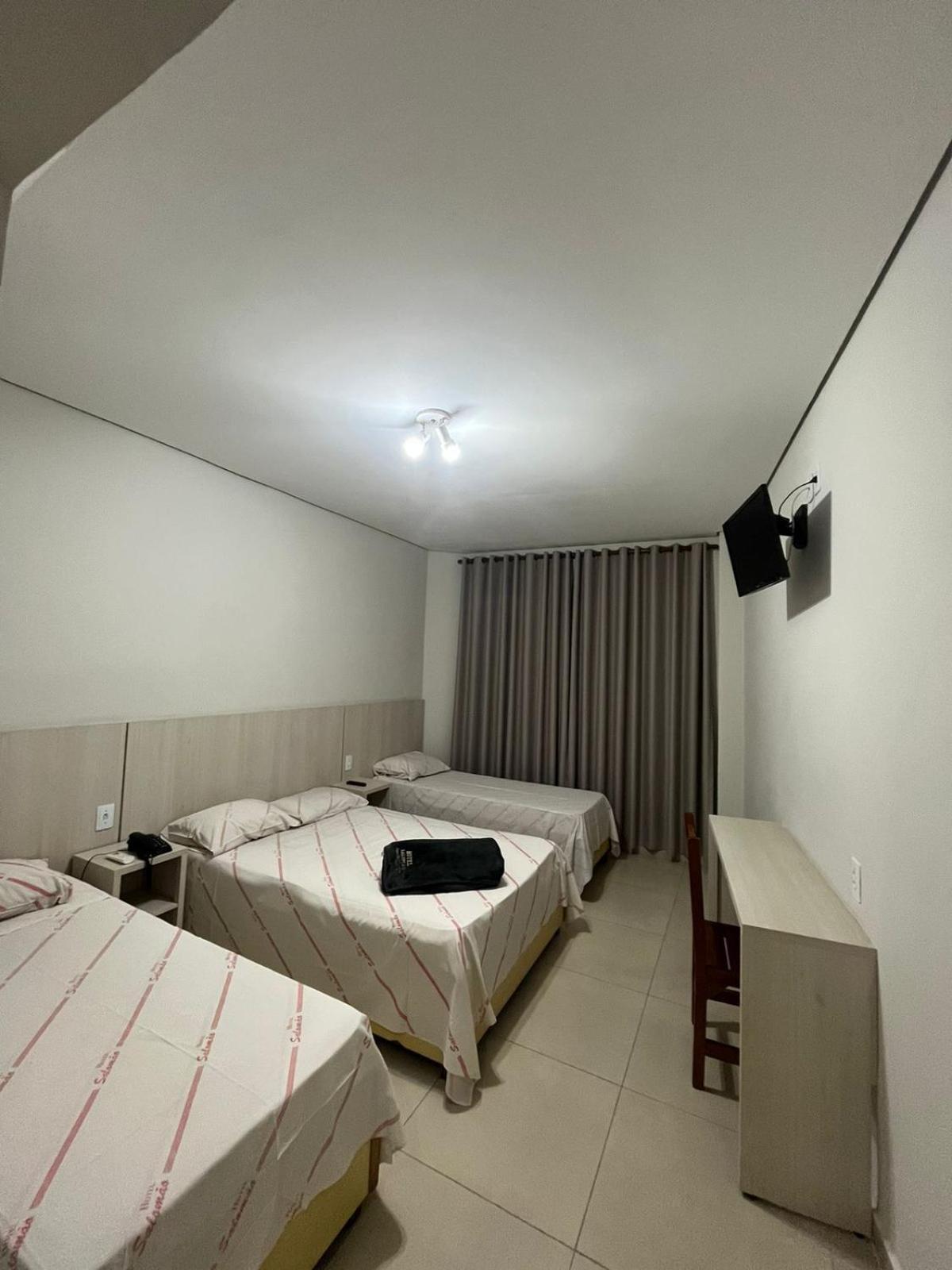 Hotel Salomao - Proximo A 25 De Marco, Bom Retiro, Bras E Rua Santa Efigenia, A 2 Minutos Do Mirante Sampa Sky E Pista De Skate Anhangabau São Paulo Exterior photo